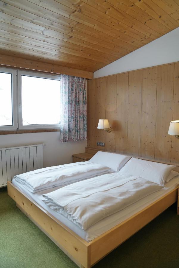 Piz Alpin B&B Colfosco Bagian luar foto