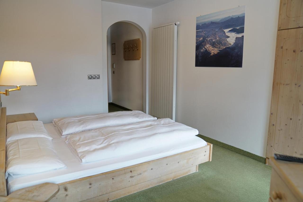 Piz Alpin B&B Colfosco Bagian luar foto